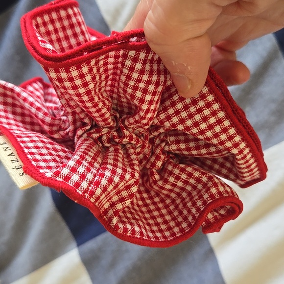 Sezane Red Gingham Fabric Scrunchie, EUC, French Sophistication Lux - Picture 4 of 4